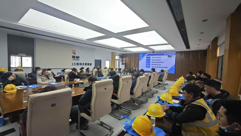 少儿编程教师技能要求的解码：从课程设计到教学实践